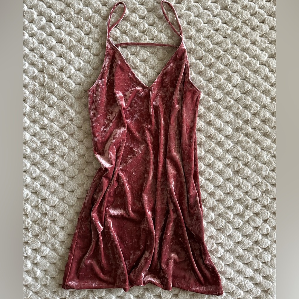 COPY - Women’s Velvet mini dresss pink strappy